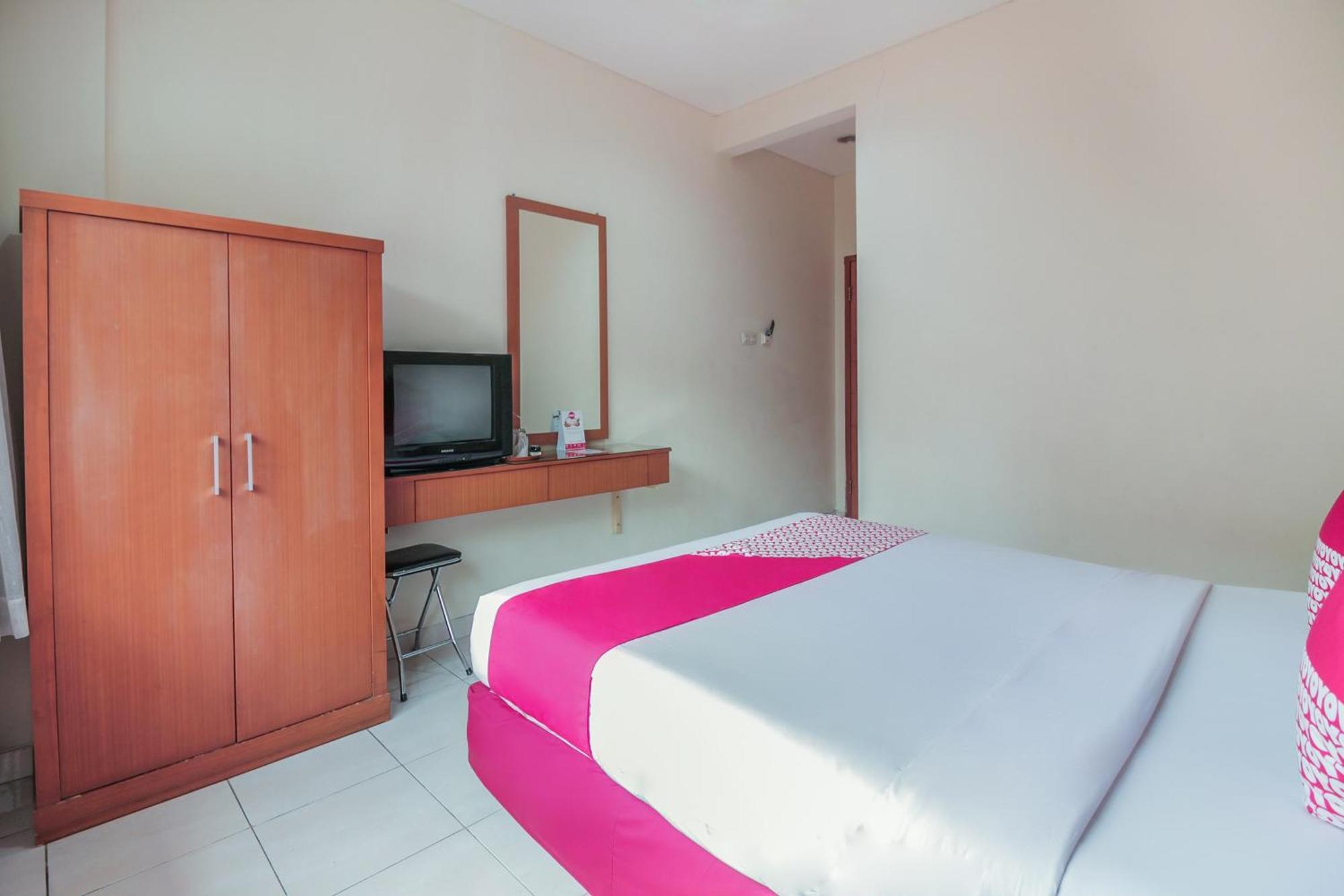 Capital O Galaxy Inn Bandung Luaran gambar