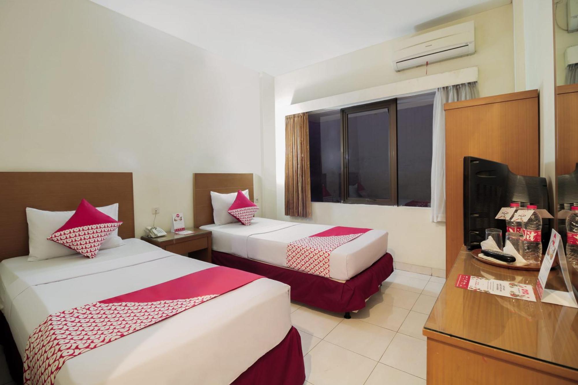 Capital O Galaxy Inn Bandung Luaran gambar