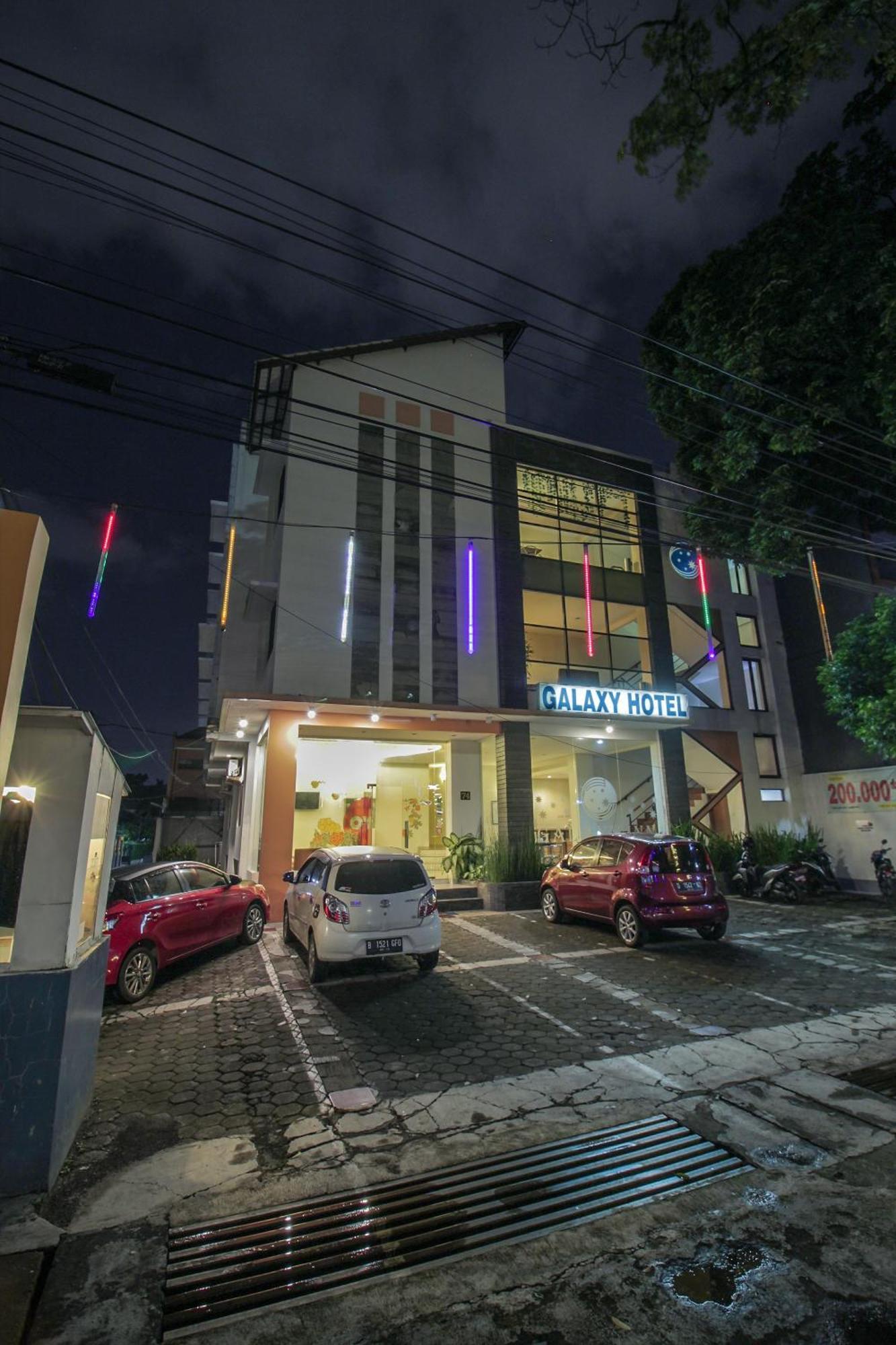Capital O Galaxy Inn Bandung Luaran gambar