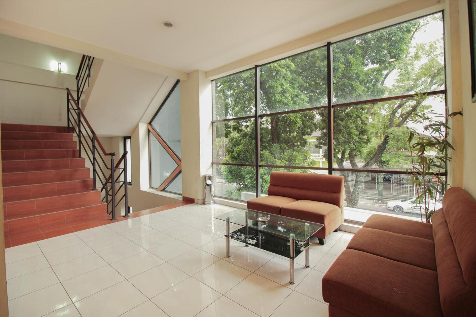 Capital O Galaxy Inn Bandung Luaran gambar